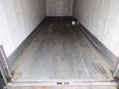 B-765  2005 Freightliner Reefer Truck