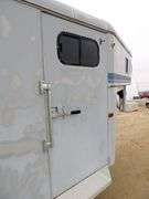 B-203 1993 Logan Coach Ranger 3 16' Gooseneck Stock Trailer