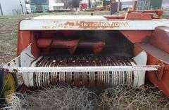 B-827 International Baler