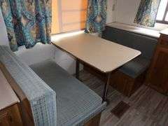 B-925 1992 Sandpiper 5th Wheel Travel Trailer