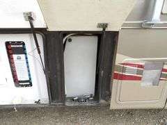 B-136 2004 Gulfstream Atrium 41' Motorhome