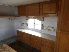 B-930  2001 Prowler 315X Travel Trailer