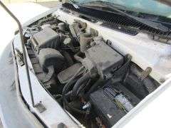 B-692  2000 GMC Safari Utility Van