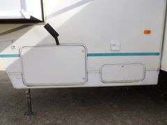 B-930  2001 Prowler 315X Travel Trailer