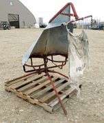 B-1112  Livestock Feeder