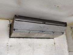 B-765  2005 Freightliner Reefer Truck