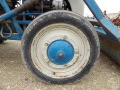 B-1110  Ford Tractor