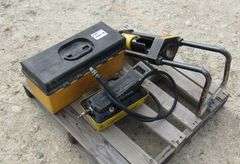 B-1005 Parker Hydraulic Fitting Press