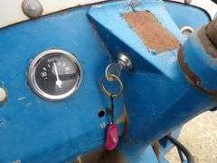 B-1110  Ford Tractor