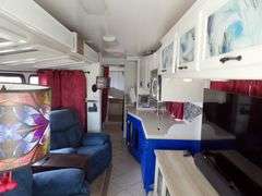 B-136 2004 Gulfstream Atrium 41' Motorhome