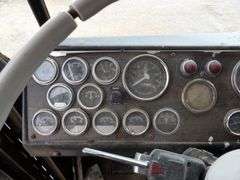 B-801 1974 Kenworth Cabover Truck