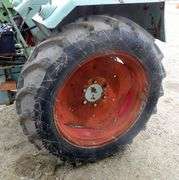 B-927  Kramer KL250 Tractor