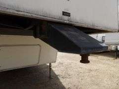 B-930  2001 Prowler 315X Travel Trailer