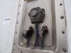 B-850 2003 Utility Van Trailer 32 1/2'