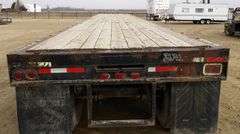 B-198  1975 COMN 42' Flatbed Trailer