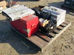 B-321 Toolbox, AC Unit, & Hardware