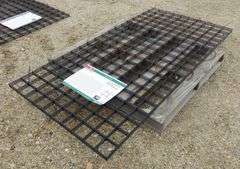 B-172  KJ Wire Mesh Panels 6.6'x3.3'