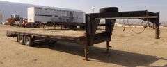 B-392 2006 C & B Quality Gooseneck Trailer