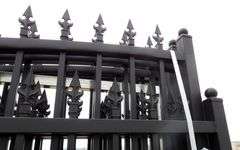 B-168  KJ One Set Metal Driveway Gates 20'x7'