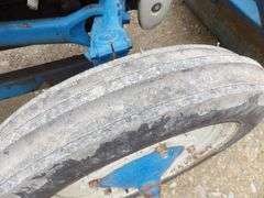 B-1110  Ford Tractor