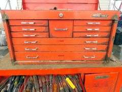 B-581 Rolling Toolbox w/Tools