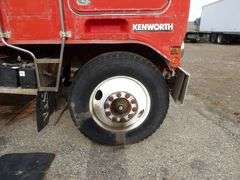 B-801 1974 Kenworth Cabover Truck