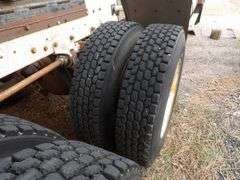 B-801 1974 Kenworth Cabover Truck