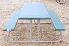 B-751  Lifetime Picnic Table