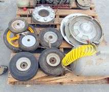 B-1027  Wagons + Wheels + Air Tank