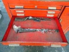 B-581 Rolling Toolbox w/Tools