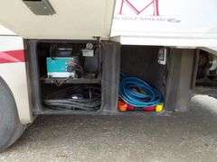 B-136 2004 Gulfstream Atrium 41' Motorhome