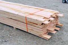 B-768 Douglas Fir Lumber 1x6