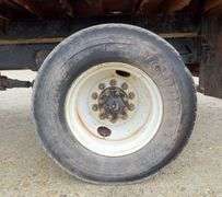 B-739 1991 Ford F-800 Flatbed with Water Tank