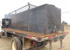 B-739 1991 Ford F-800 Flatbed with Water Tank