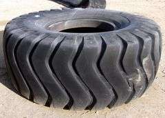 B-493 Livestock Tire Feeder