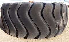 B-493 Livestock Tire Feeder