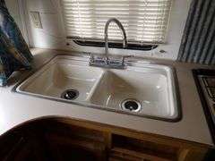 B-925 1992 Sandpiper 5th Wheel Travel Trailer