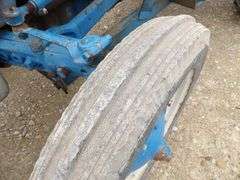 B-1110  Ford Tractor