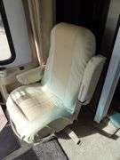 B-136 2004 Gulfstream Atrium 41' Motorhome