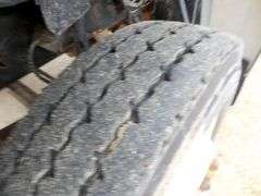 B-739 1991 Ford F-800 Flatbed with Water Tank