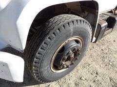 B-1030 1976 Chevy C65 Grain Truck