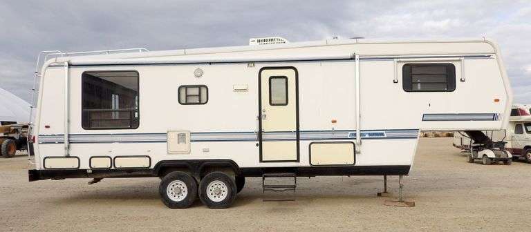 M-309  1994 Travel Supreme Travel Trailer