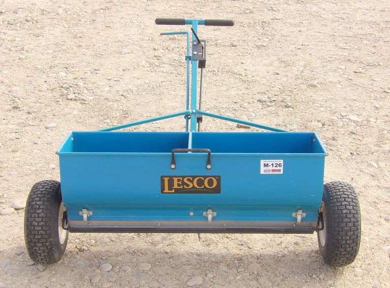 M-126  Lesco Fertilizer Spreader