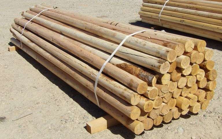 M-273 Round Fence Rails (50)