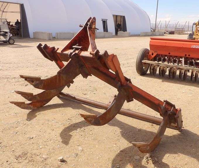 B-1292  3-Point Ripper