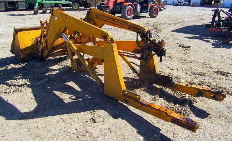 M-131 Massey Ferguson Loader Attachment