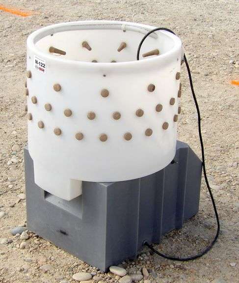 M-122  Turkey Plucker