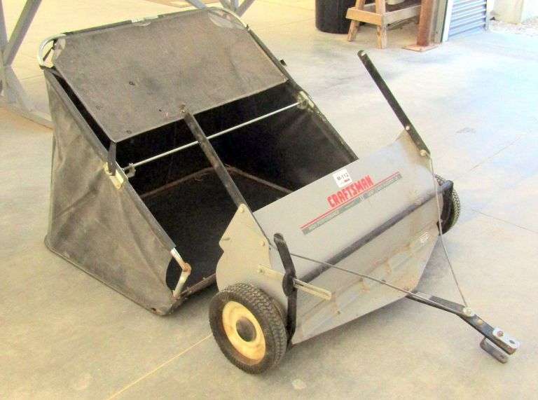 M-112  Craftsman Lawn Sweeper