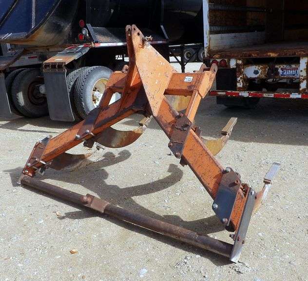 B-1292  3-Point Ripper