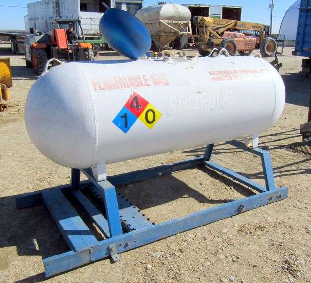 B-1208 Propane Tank on Stand